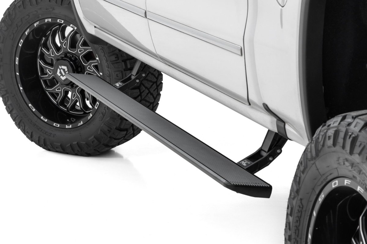 Chevrolet Silverado 3500HD Power Running Boards - Rough Country - HT-Series, Automatic Retractable